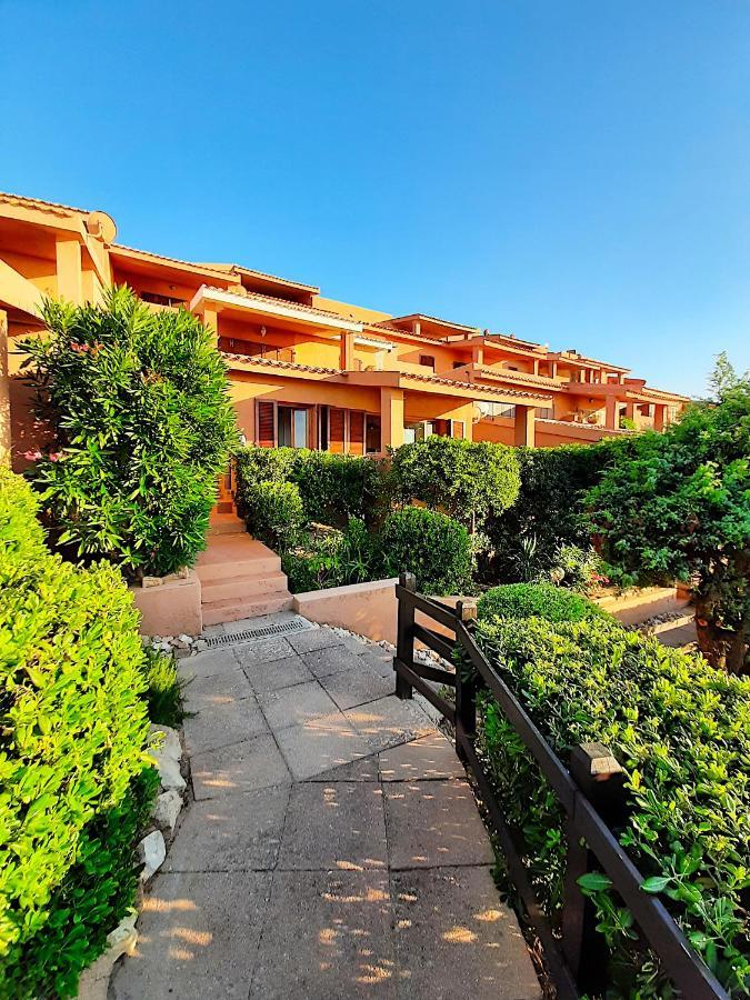 Villino Vista Mare Apartment Costa Paradiso Exterior photo