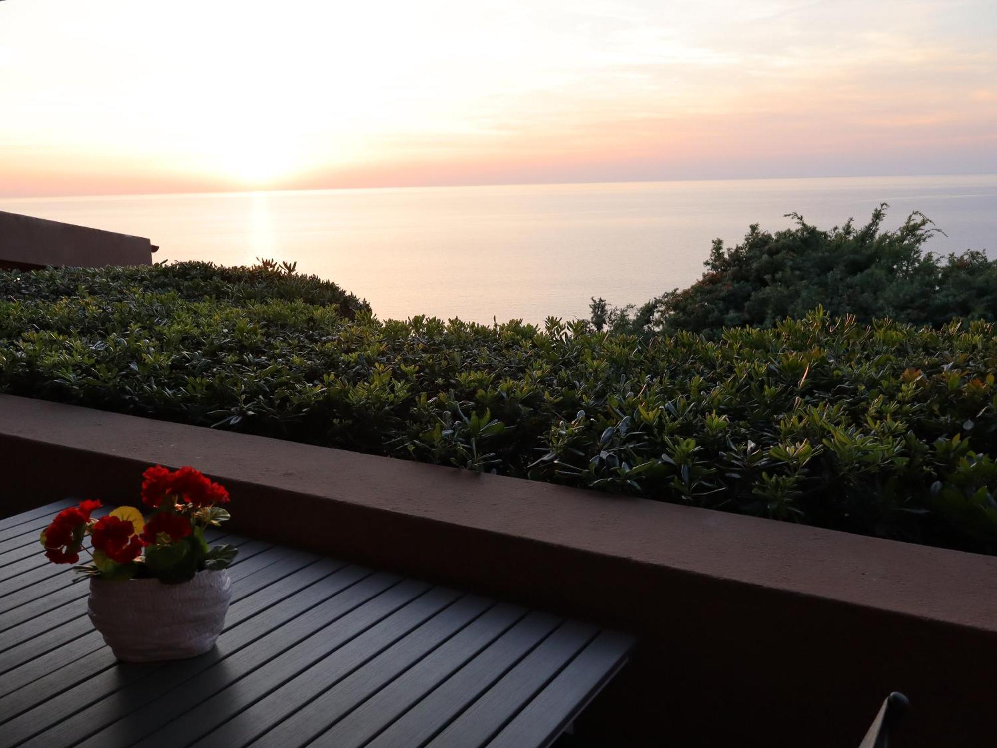 Villino Vista Mare Apartment Costa Paradiso Exterior photo
